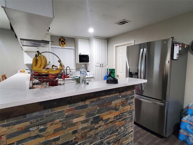 Foto del edificio - 570 County Rd 5102J