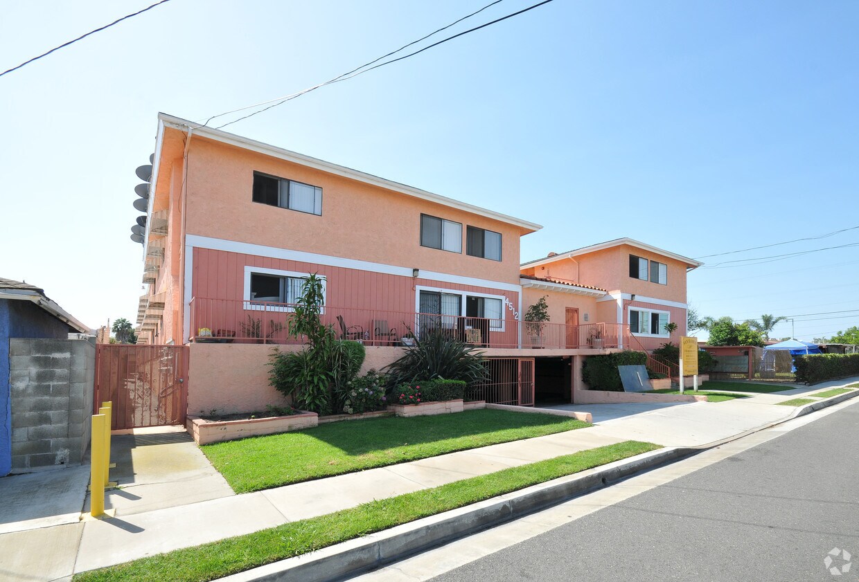 Primary Photo - San Ramon Apartments