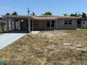 Building Photo - 4800 NE 4th Ave