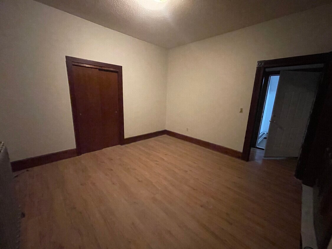 511 New London Turnpike, Norwich, CT 06360 Townhome Rentals in