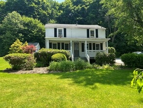 Building Photo - 864 NY-22