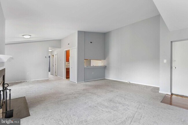 Building Photo - 1110 Castle Harbor Way
