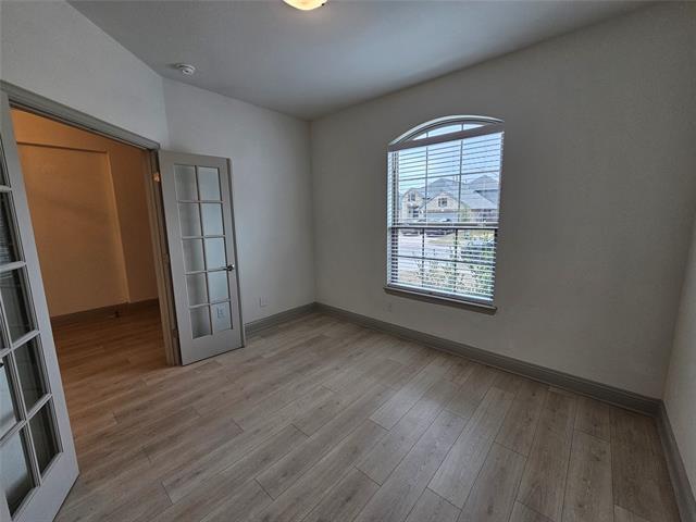 Foto del edificio - 3216 Southampton Dr