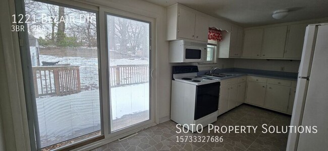 Building Photo - 3BD/2BA Pet-Friendly Jackson House