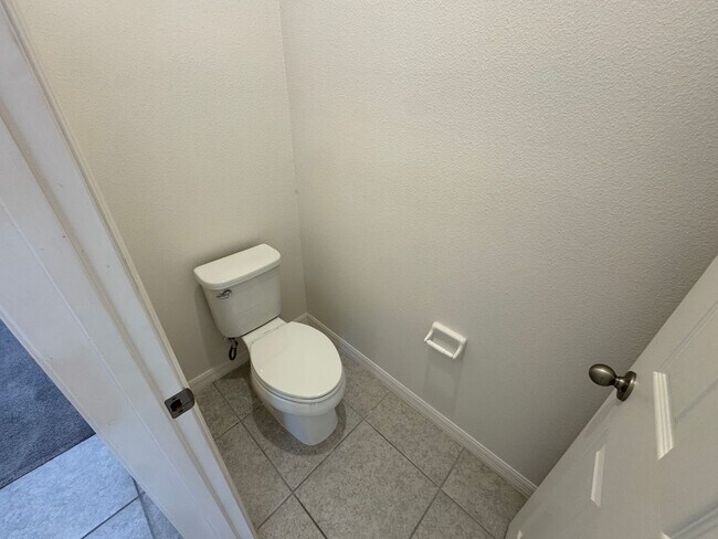 Foto del edificio - Available Now! Spacious 3-Bedroom Townhome with Fenced Yard in Winter Garden – Washer and Dryer I...