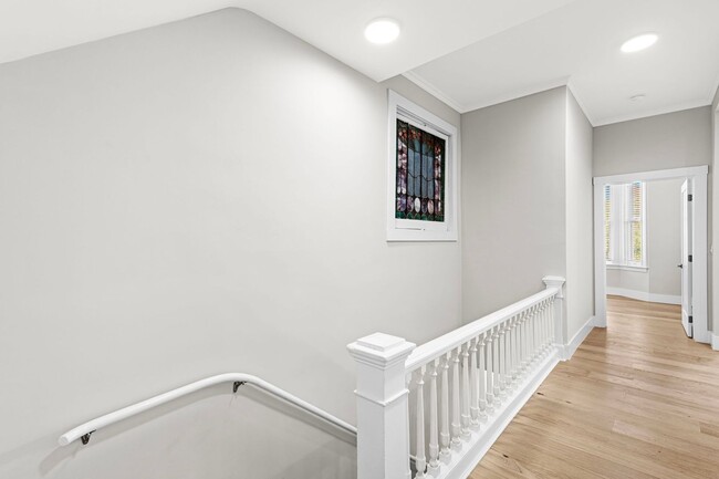 Foto del edificio - Gorgeous Apartment in the Mission Availabl...