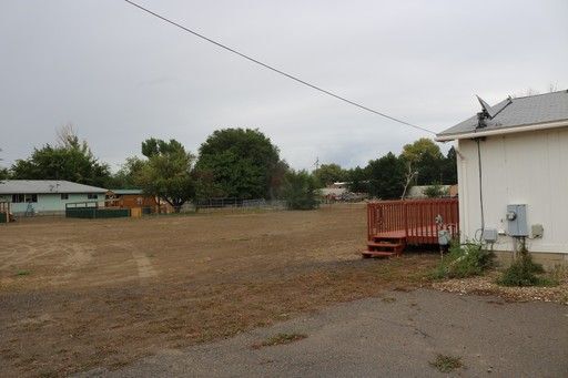 Foto del edificio - Horse property on 1.7 acres