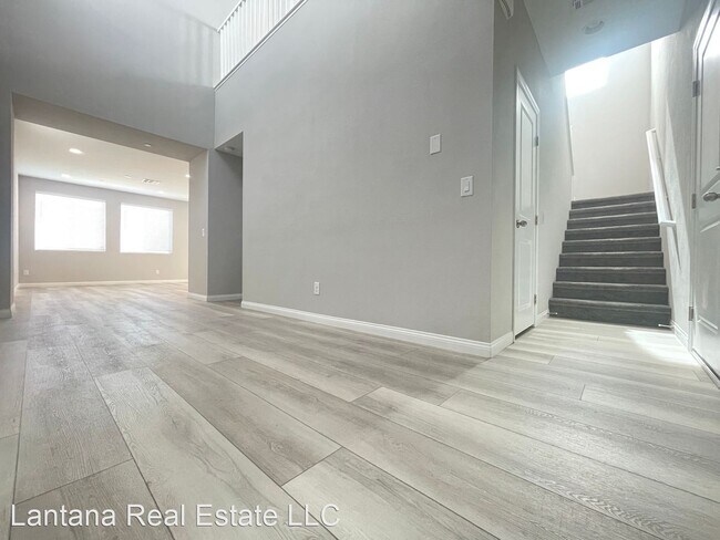Building Photo - 4 br, 3 bath House - 10607 Enridge Ave.