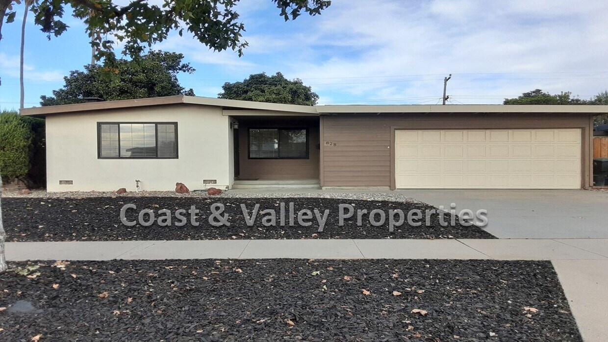 Foto principal - Lovely South Salinas Home for RENT!!!