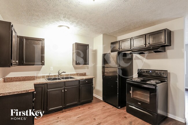 Foto del edificio - 4622 Karen Dr