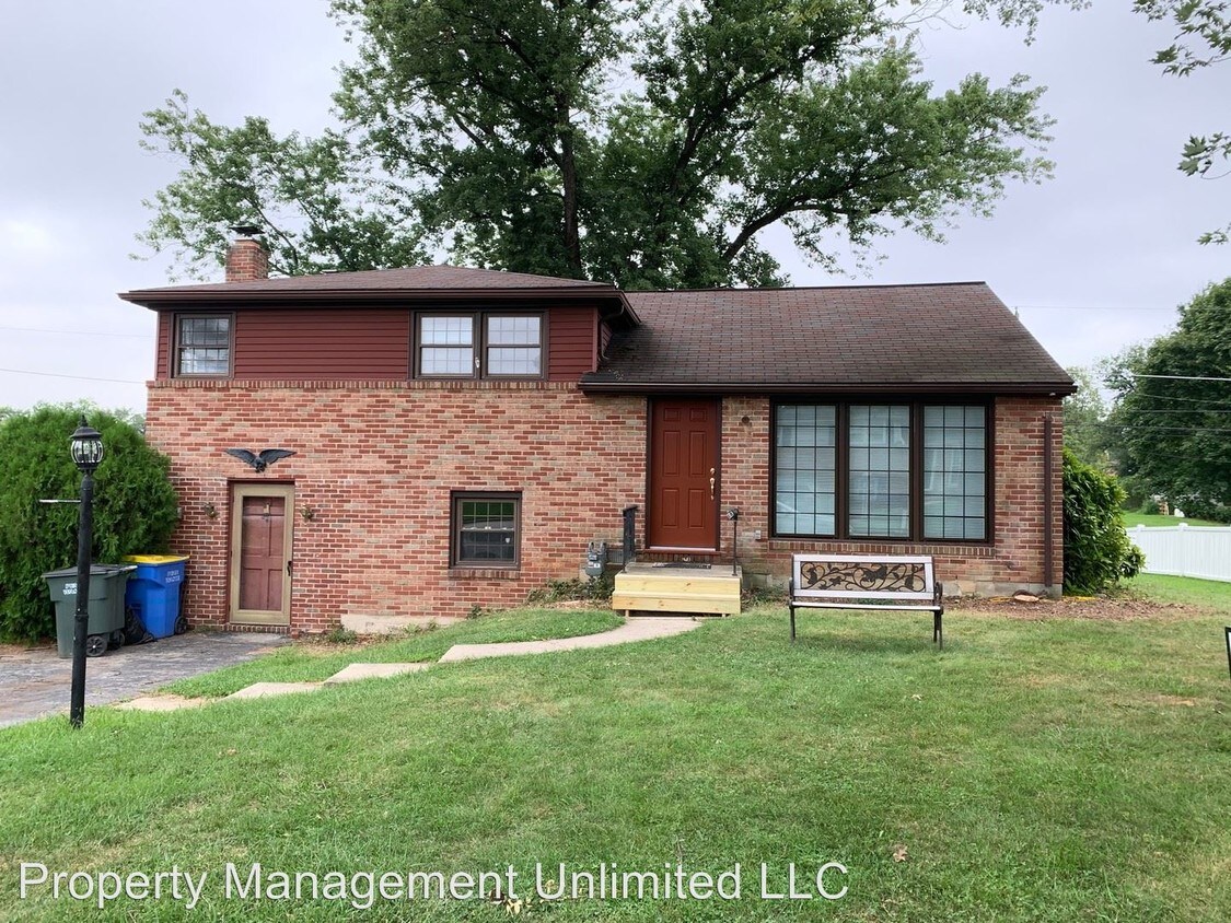 3 br, 1.5 bath House 2461 Schoolhouse Lane House for Rent in East