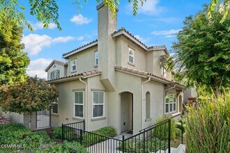 Building Photo - 1570 Silver Shadow Dr