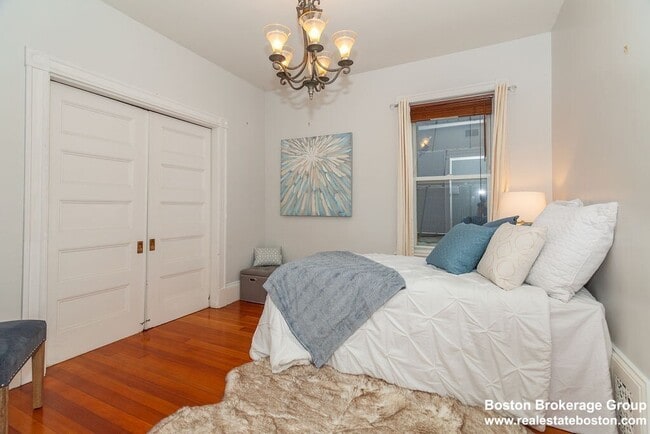 Building Photo - 36 Sheridan St