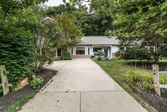 Building Photo - 2334 Starcrest Dr