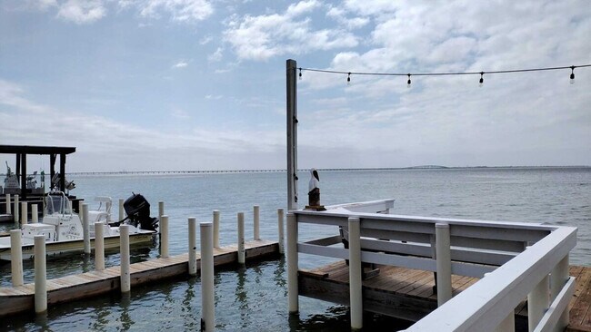 Foto del edificio - 200 W Kingfish St