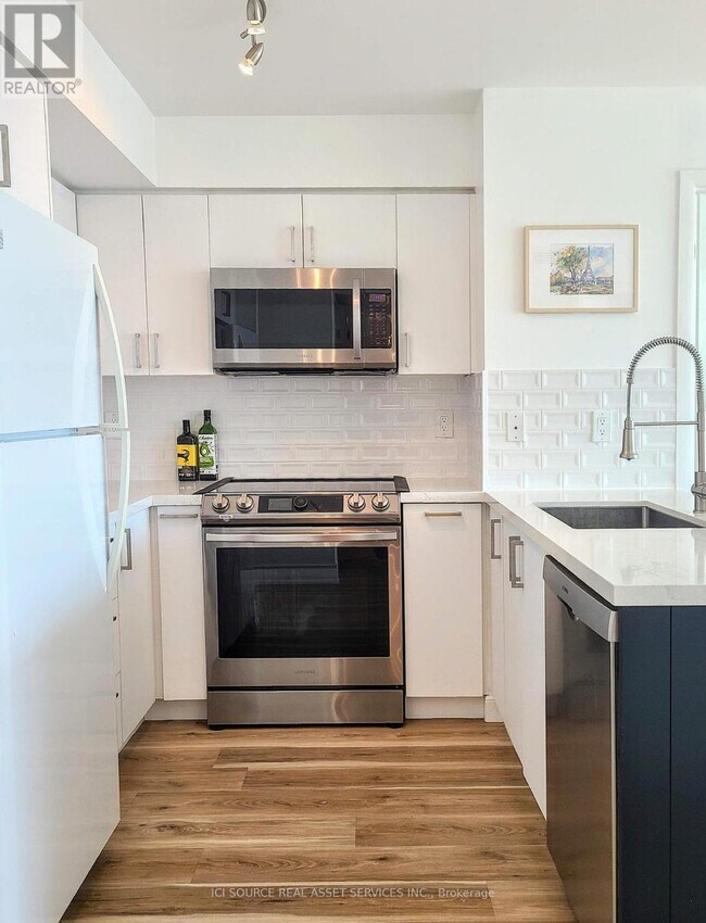 Photo du bâtiment - 219 Fort York Blvd