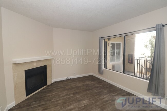Building Photo - 2-bedroom, 2-bathroom home in a gated comm...