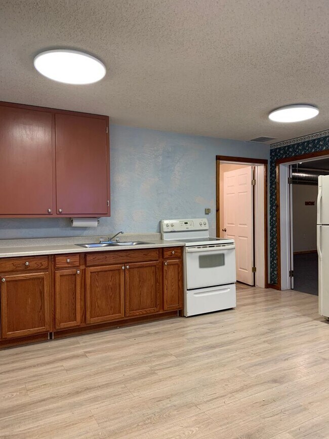 Foto del edificio - Very large 1 bedroom/Studio, 1 bath with 1...