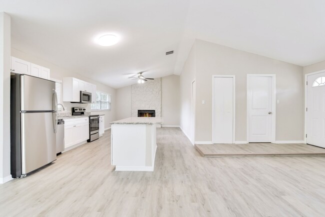 Building Photo - 4537 Flintlock Dr