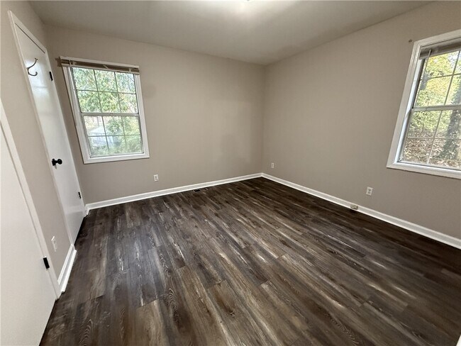 Foto del edificio - 107 Sycamore Ln