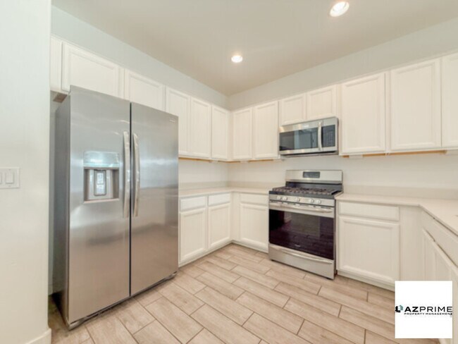 Foto del edificio - Discover the Essence of Comfort and Style in this Remarkable 4/3 Queen Creek Home!