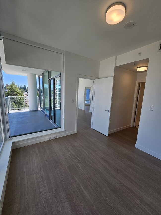 Building Photo - 699 Whiting Way