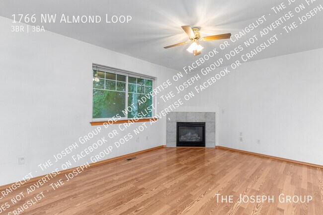 Foto del edificio - 1766 NW Almond Loop