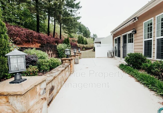 Building Photo - 6271 Ivy Stone Way