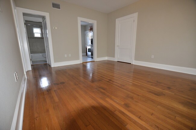 Foto del edificio - 2317 W Texas Ave