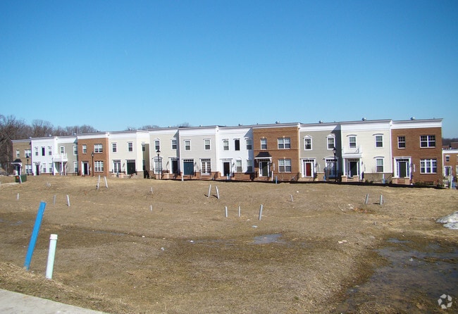 Building Photo - Leesborough