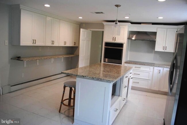 Building Photo - 403 Brinton Lake Rd