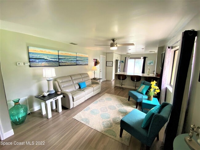 Foto del edificio - 8759 Banyan Way