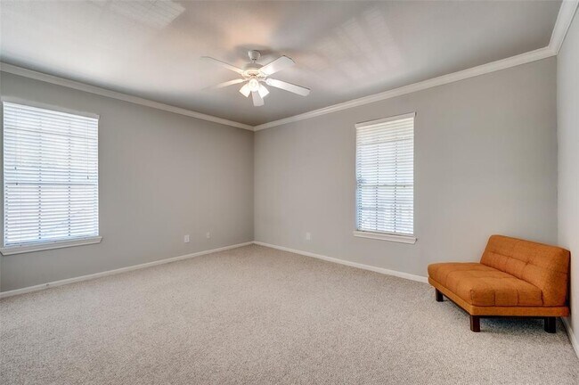 Foto del edificio - 2255 Braeswood Park Dr