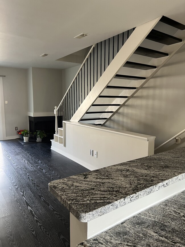 Foto del edificio - 1515 E Ocean View Ave