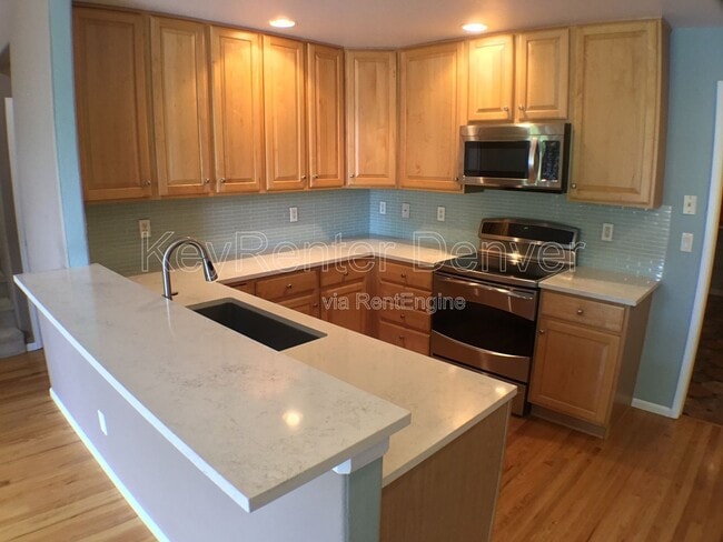 Building Photo - 8014 E Fairmount Dr