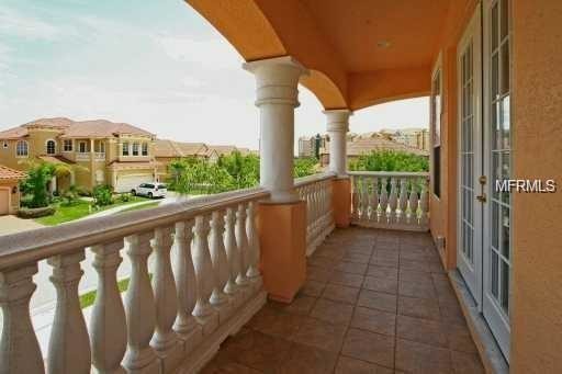 Foto del edificio - 8632 St Marino Blvd