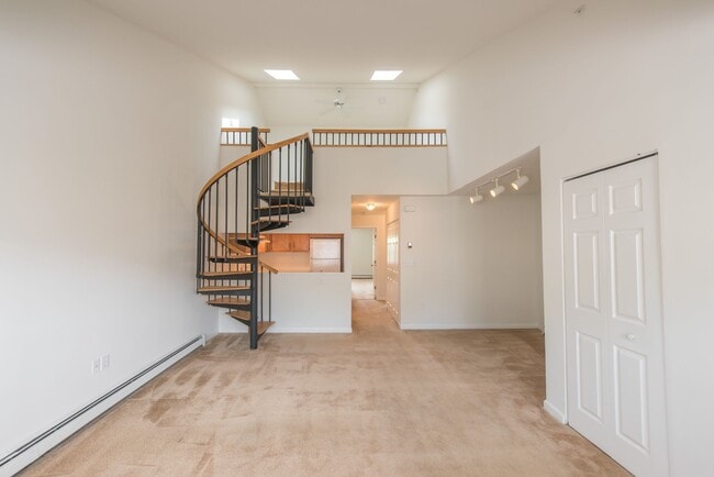 Building Photo - Everbend Tarrytown