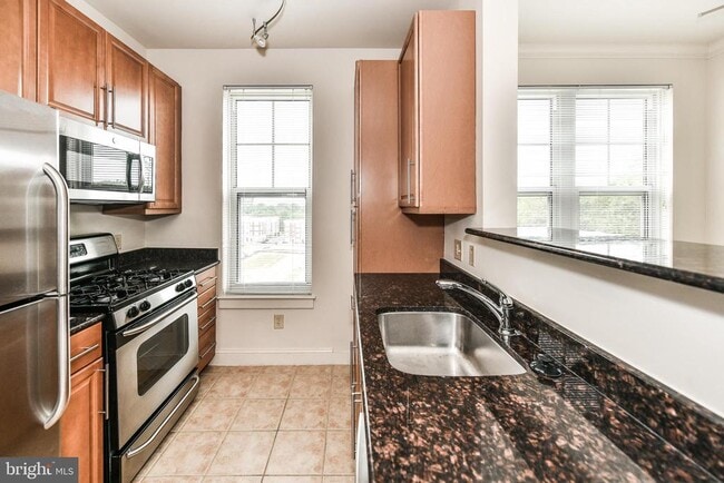 Foto del edificio - 11770 Sunrise Valley Dr