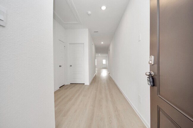 Foto del edificio - 342 Amy St