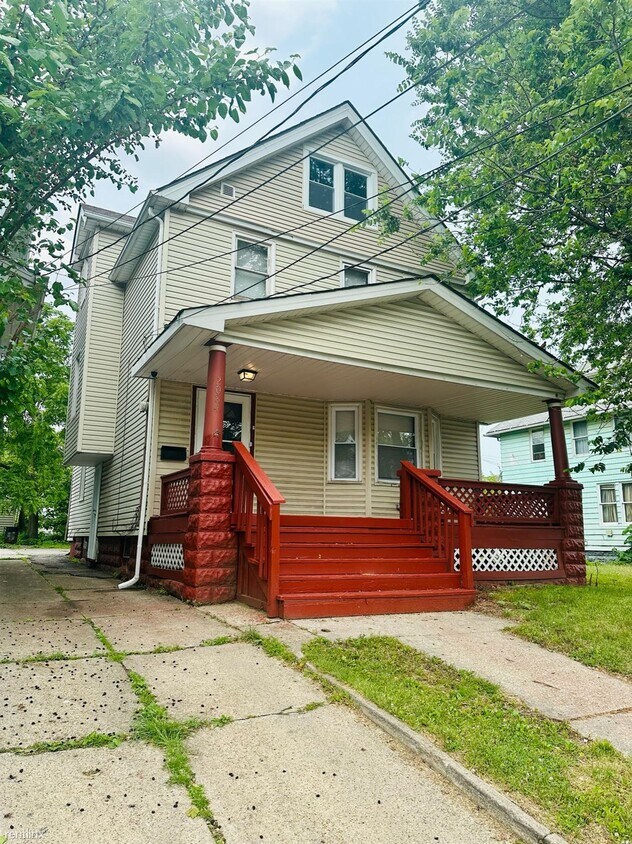 2084 W 104th St, Cleveland, OH 44102 House Rental in Cleveland, OH