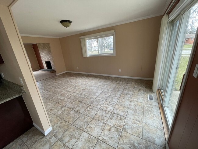 Building Photo - Beautiful Ranch in Desirable Neighborhood