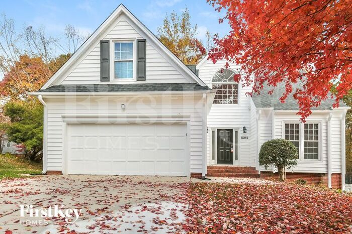 Foto principal - 5212 Autumn Woods Dr