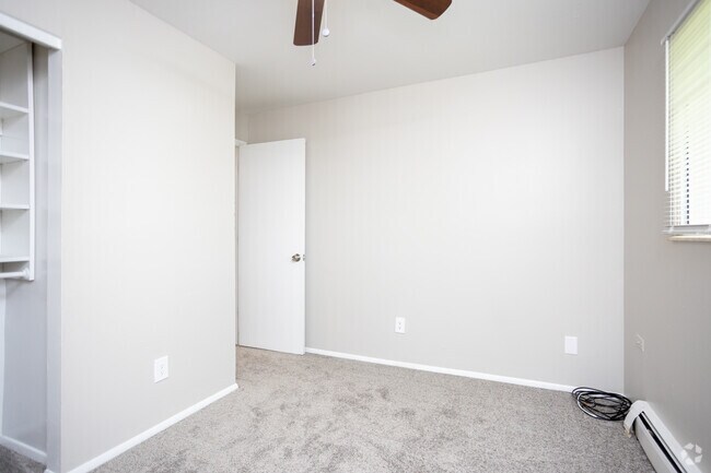 2HAB, 1BA - 750 ft² - Zahra Apartments in West Carrollton