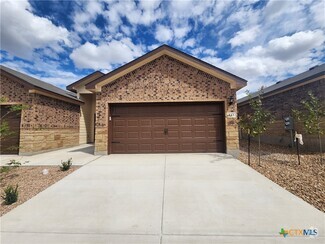Building Photo - 443 Emma Dr