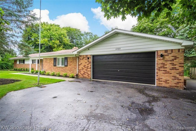 Building Photo - 1269 Ashover Dr