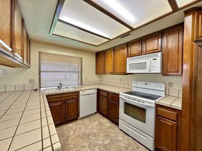 Foto del edificio - 3 Bedroom Townhome In the Beautiful Smoke ...