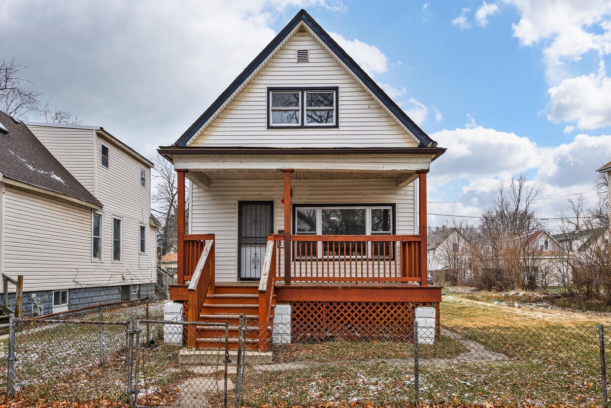 232 W 110th Pl, Chicago, IL 60628 House Rental in Chicago, IL