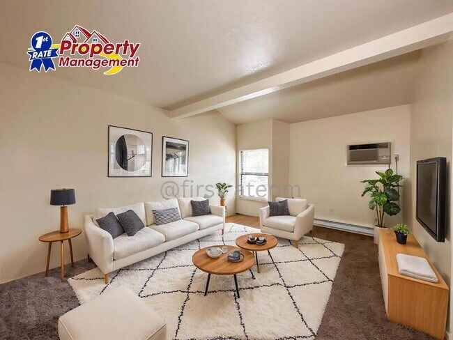 Foto del edificio - 1681 N Laurel St