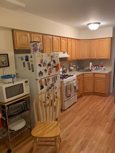 Primary Photo - 411 1st St