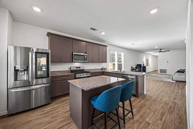 Building Photo - 21127 Dolphin Bay Ln